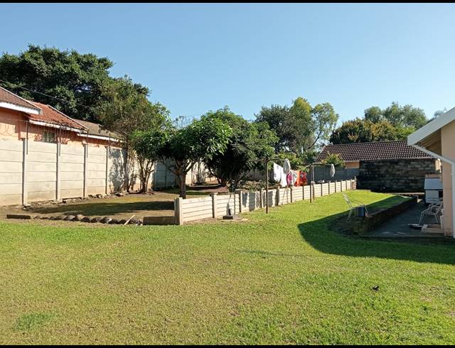 3 BEDROOM FREESTANDING FOR SALE IN BISLEY